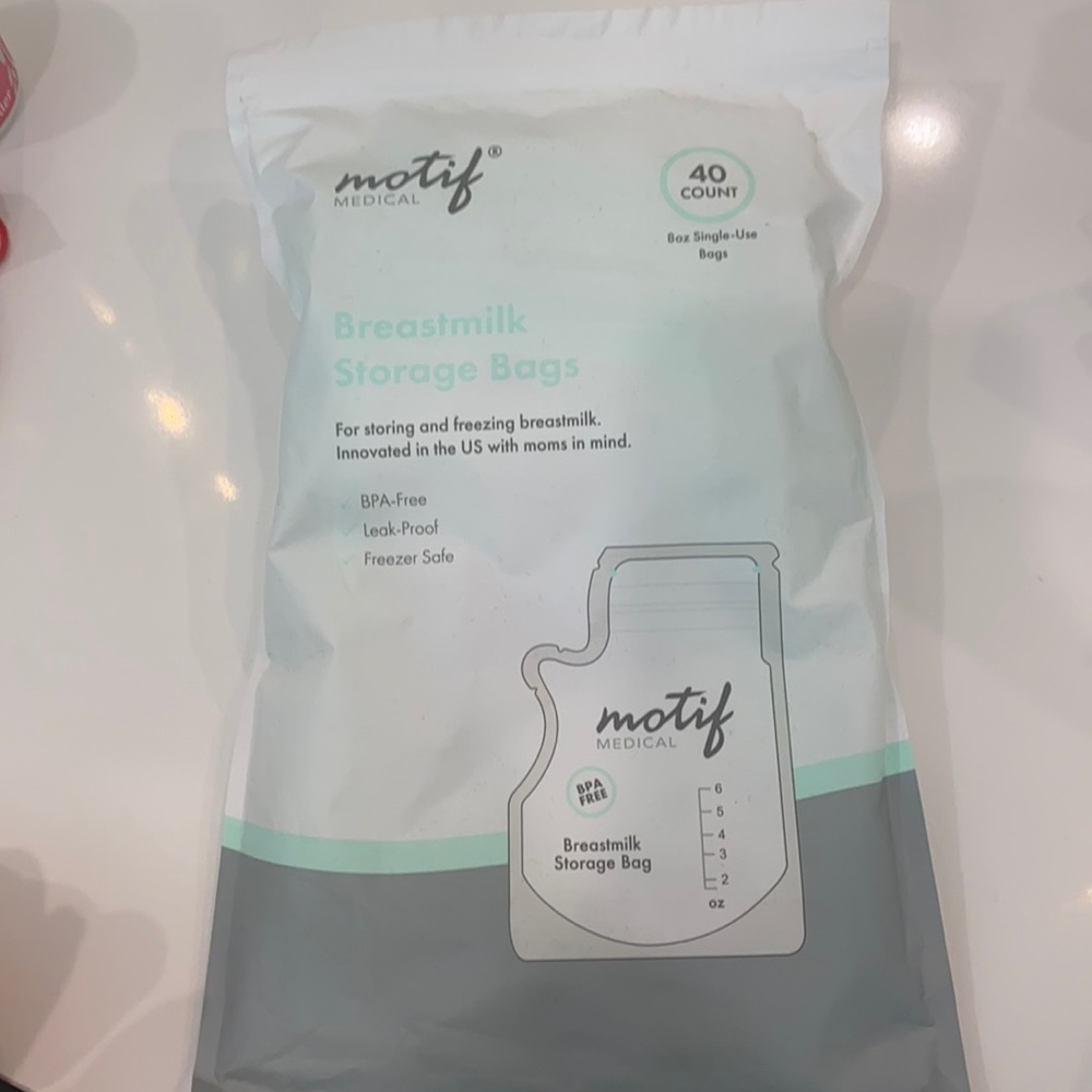 Motif breast milk storage bags. NWT